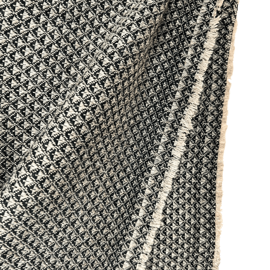 Dhanvi Patterned Cashmere Blanket - Charcoal - Che Cose Belle