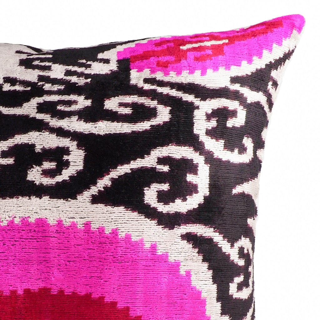 Dogon Silk Velvet Ikat Throw Pillow Cover, 20 X 20 - Che Cose Belle