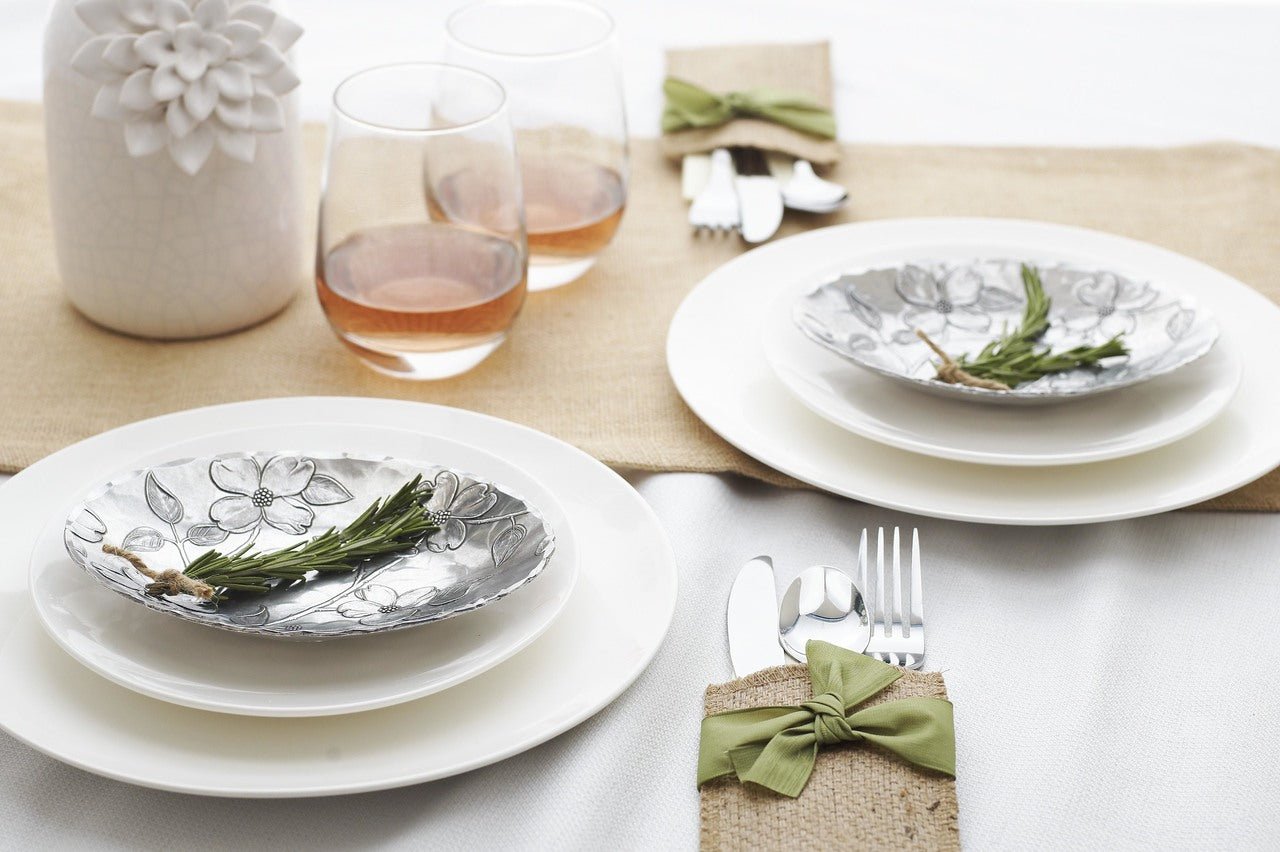 Dogwood 7 Inch Small Oval Dish - Che Cose Belle