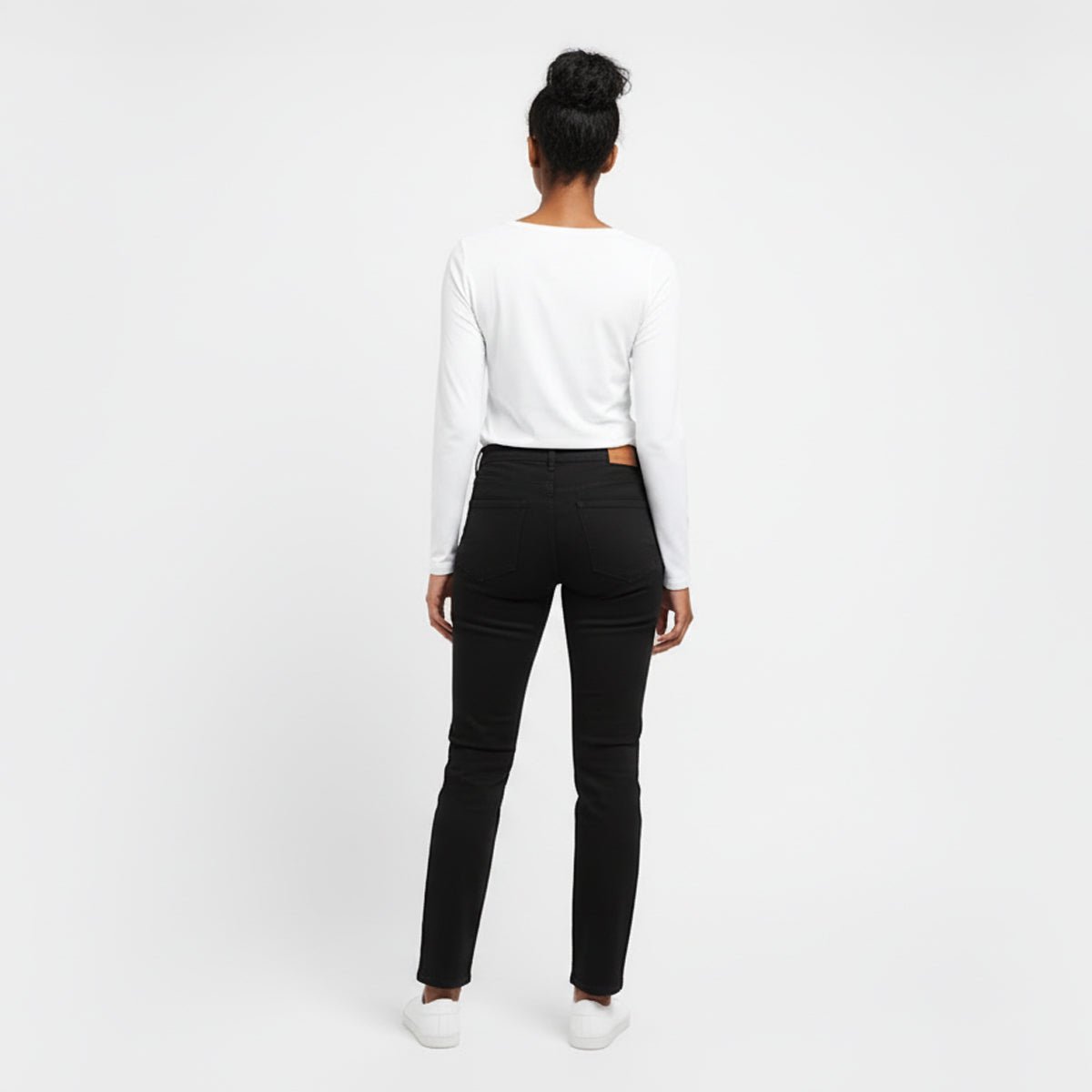 Drew White Long Sleeve Crew - Che Cose Belle