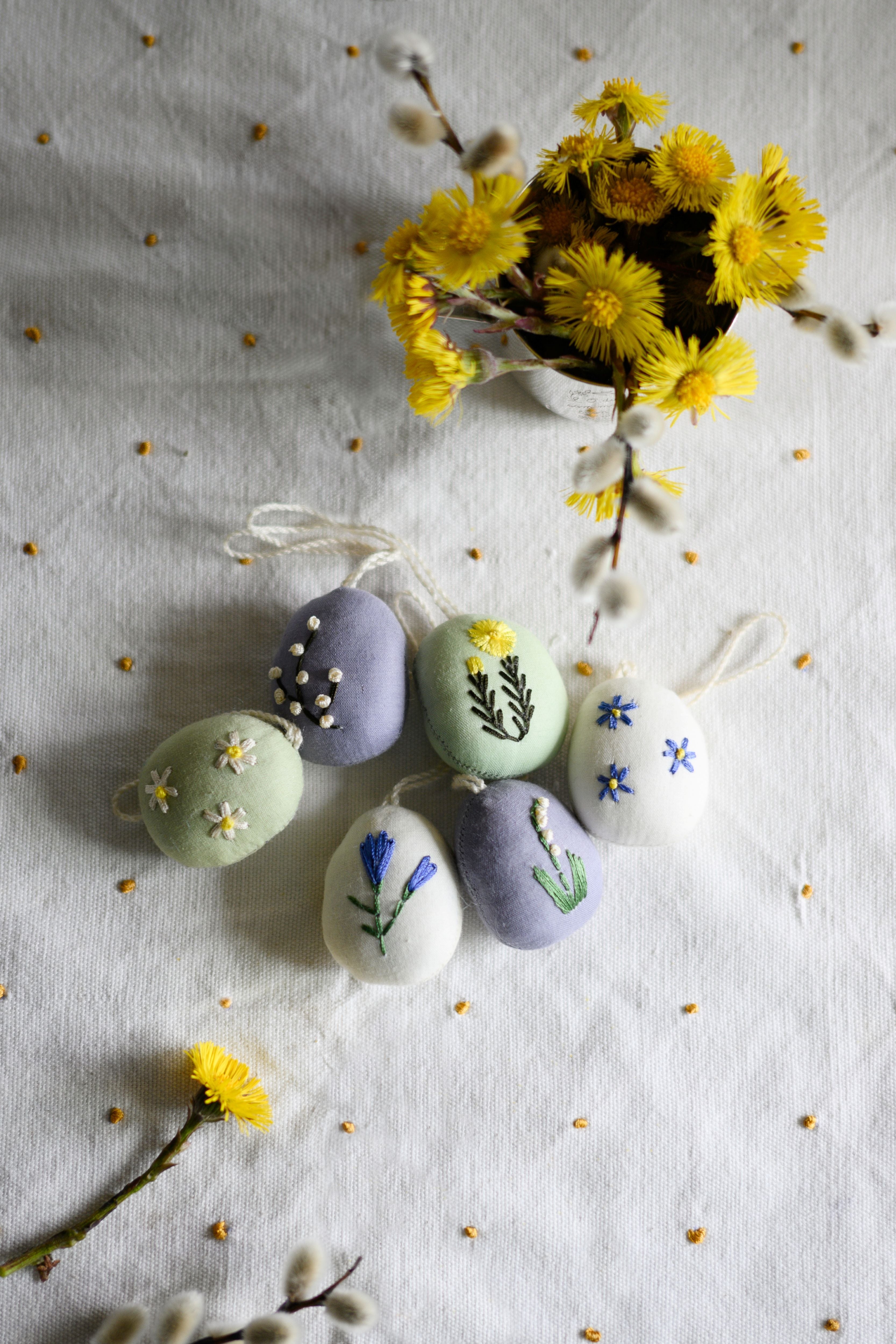 Others Embroidered Easter Egg (Pack of 3)
