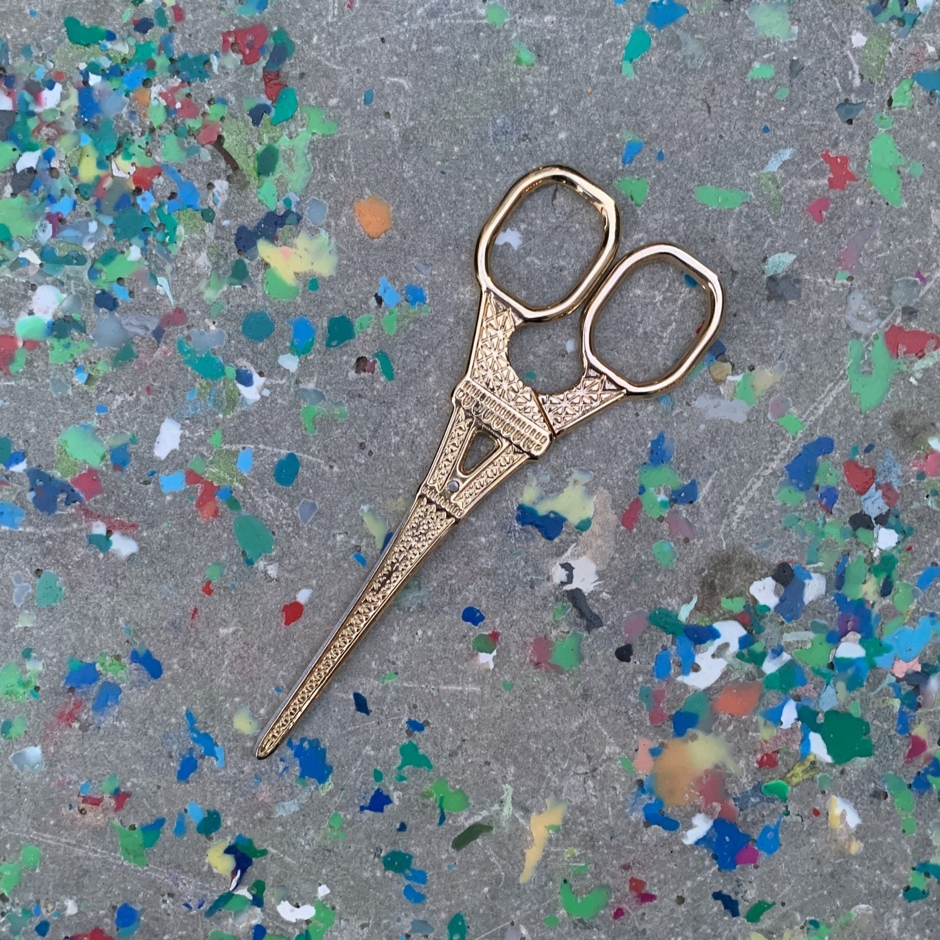 Eiffel Tower Mini Scissors in Antique Bronze, Rose Gold, Silver, Iridescent, or Gold - Che Cose Belle