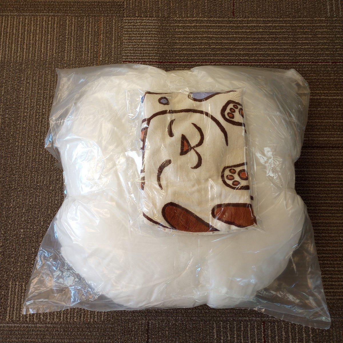 Embroidered Cat Pillow - Che Cose Belle