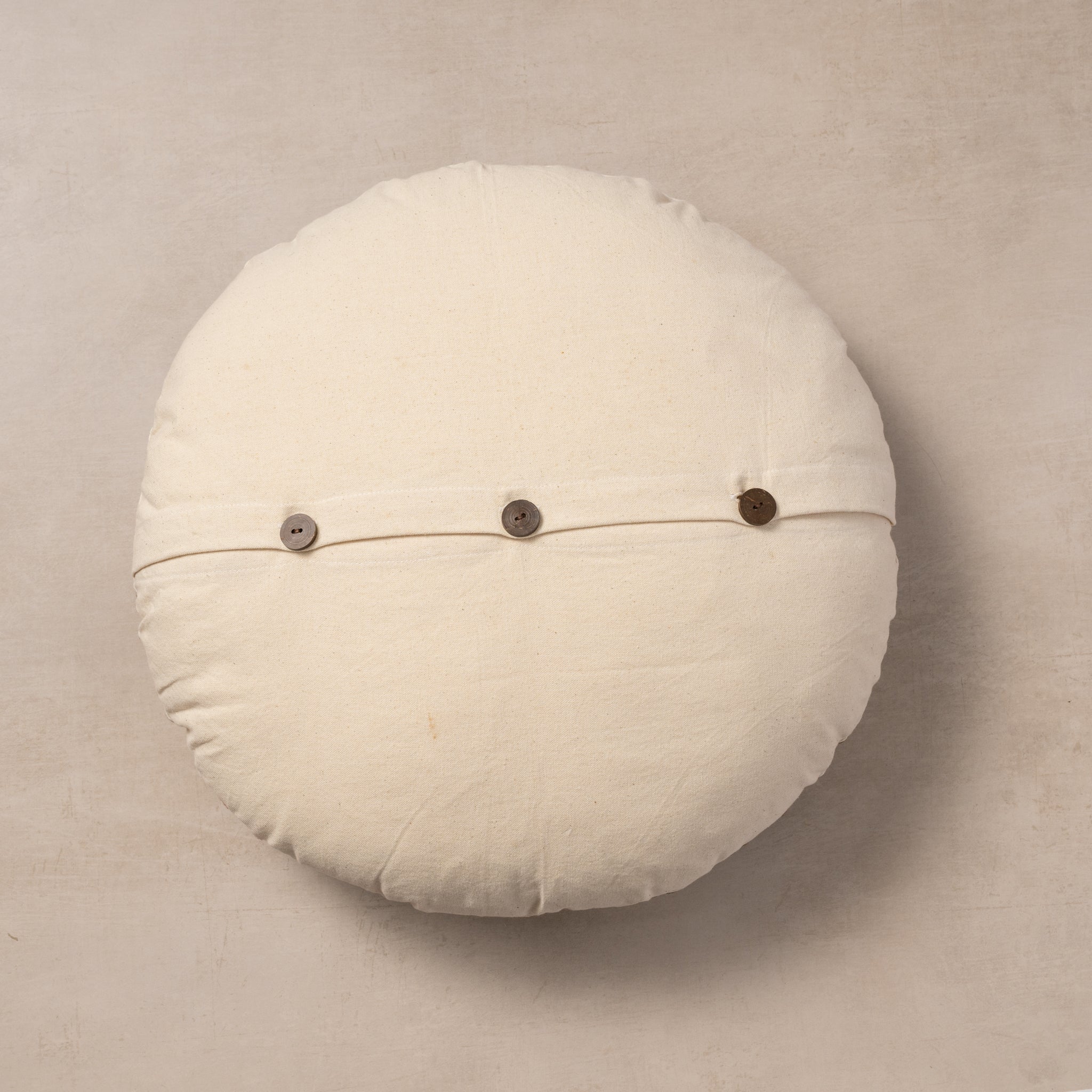 Embroidered Cat Pillow - Che Cose Belle