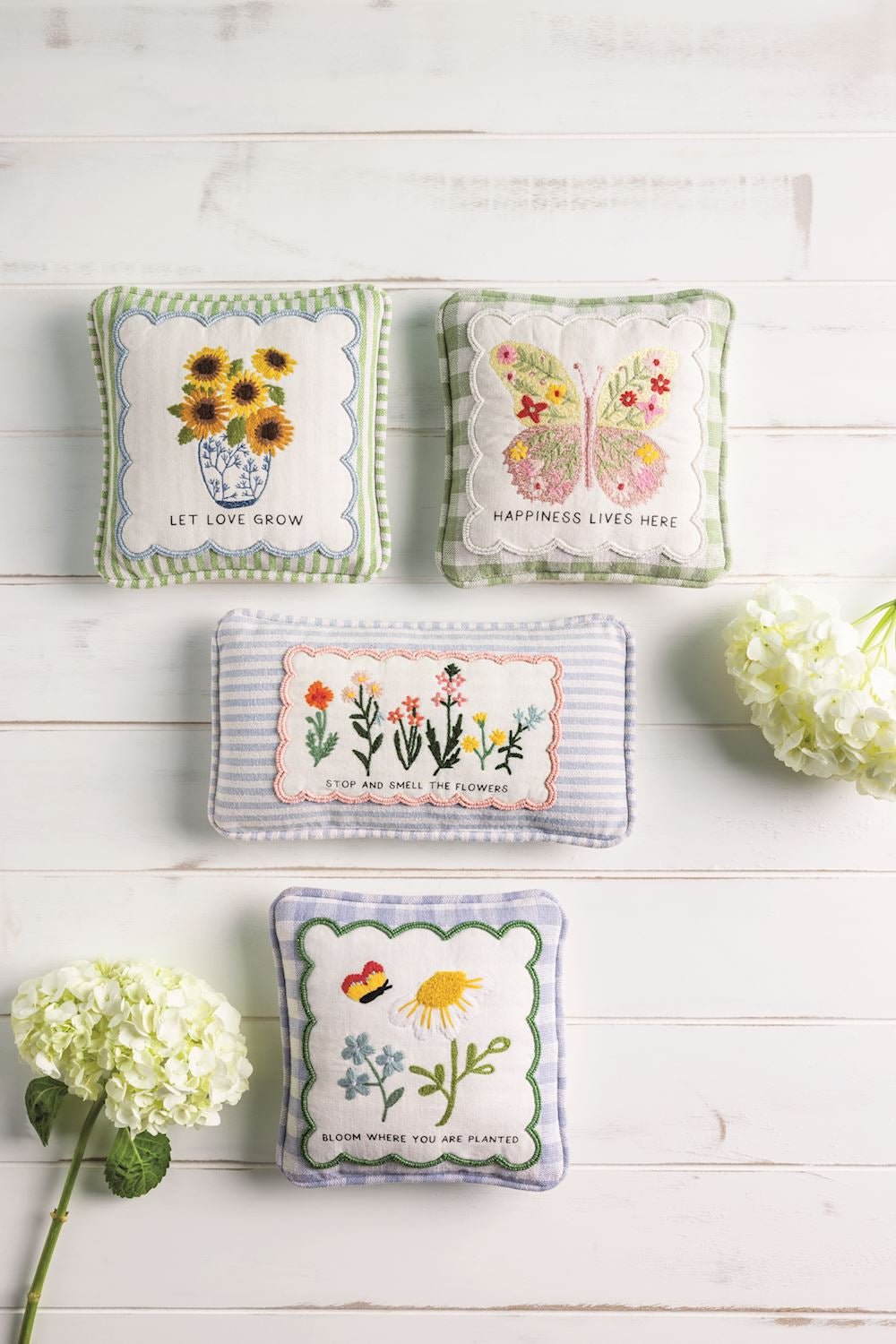 Embroidered Floral Mini Accent Pillow - Che Cose Belle