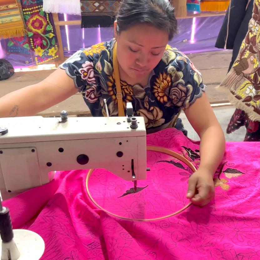 Embroidered Floral Multicolor Table Runner – Fair Trade Guatemalan Textile - Che Cose Belle