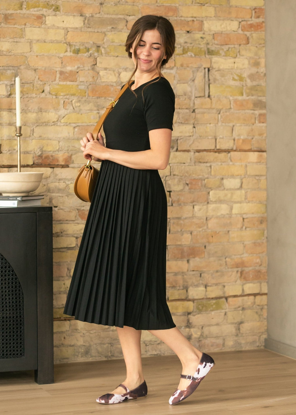 Emersyn Black Pleated Midi Dress - Che Cose Belle