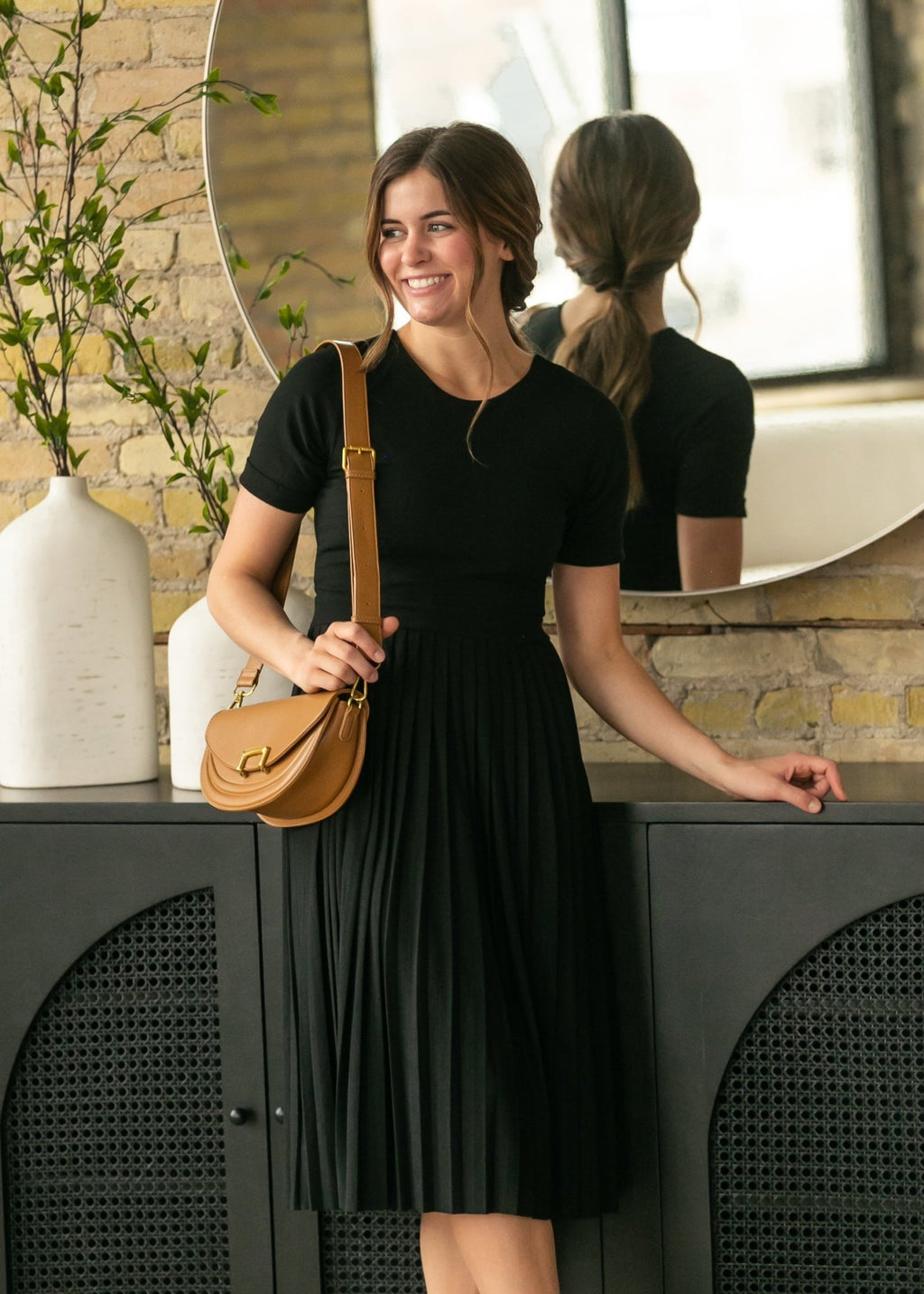 Emersyn Black Pleated Midi Dress - Che Cose Belle