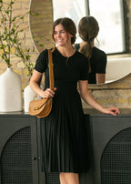 Emersyn Black Pleated Midi Dress - Che Cose Belle