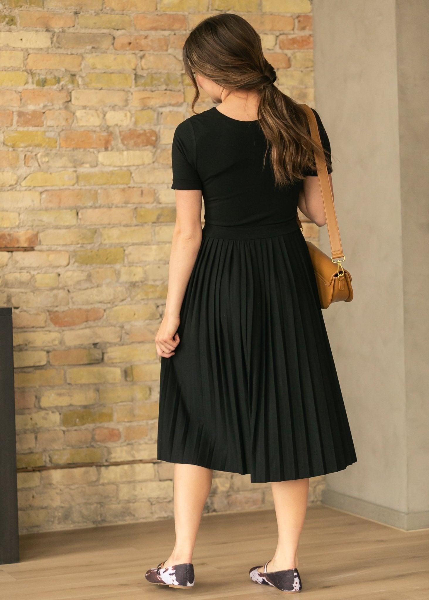 Emersyn Black Pleated Midi Dress - Che Cose Belle