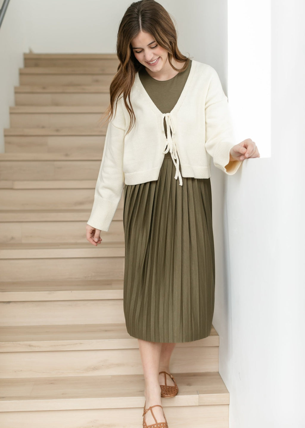 Emersyn Olive Pleated Midi Dress - Che Cose Belle