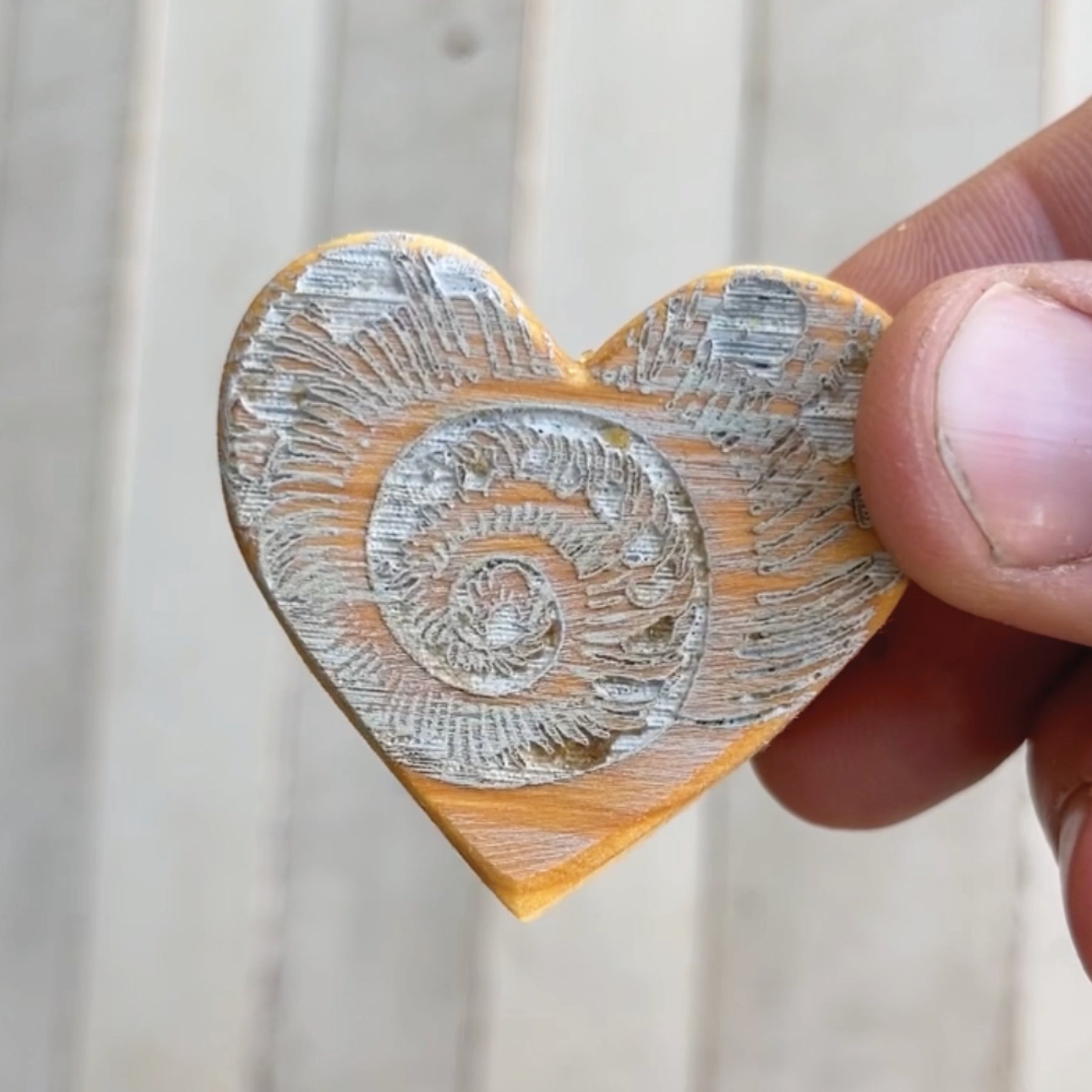 Engraved Hearts - Che Cose Belle