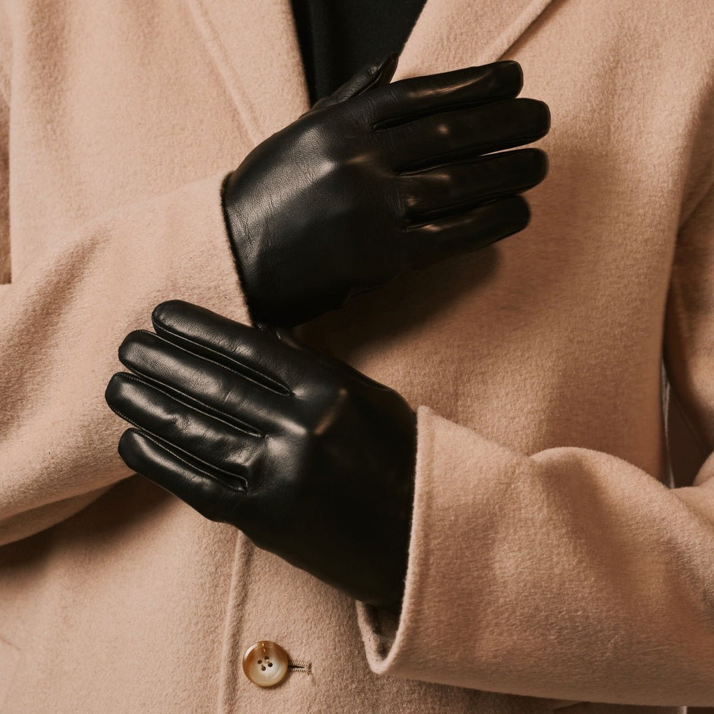 Fabio (black) - Men's classic Italian lambskin leather gloves with pure silk lining - Che Cose Belle