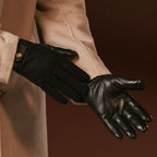 Fabrizio (black) – Tweed men's gloves with touchscreen capability and adjustable snap button - Che Cose Belle