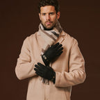 Fabrizio (black) – Tweed men's gloves with touchscreen capability and adjustable snap button - Che Cose Belle