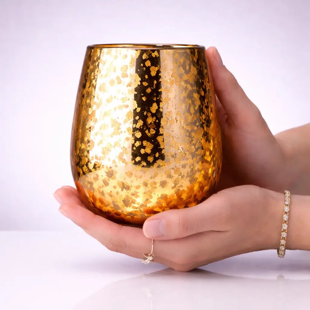 Fearless Coconut Soy Luxury Candle (Amber & Oakmoss)– Clean Non-Toxic Soy Candle for a Calm, Elevated Home - Che Cose Belle