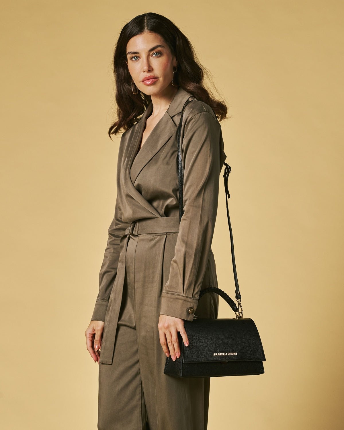 Federica (black) - Italian calf leather women's crossbody bag (with shoulder strap) - Che Cose Belle