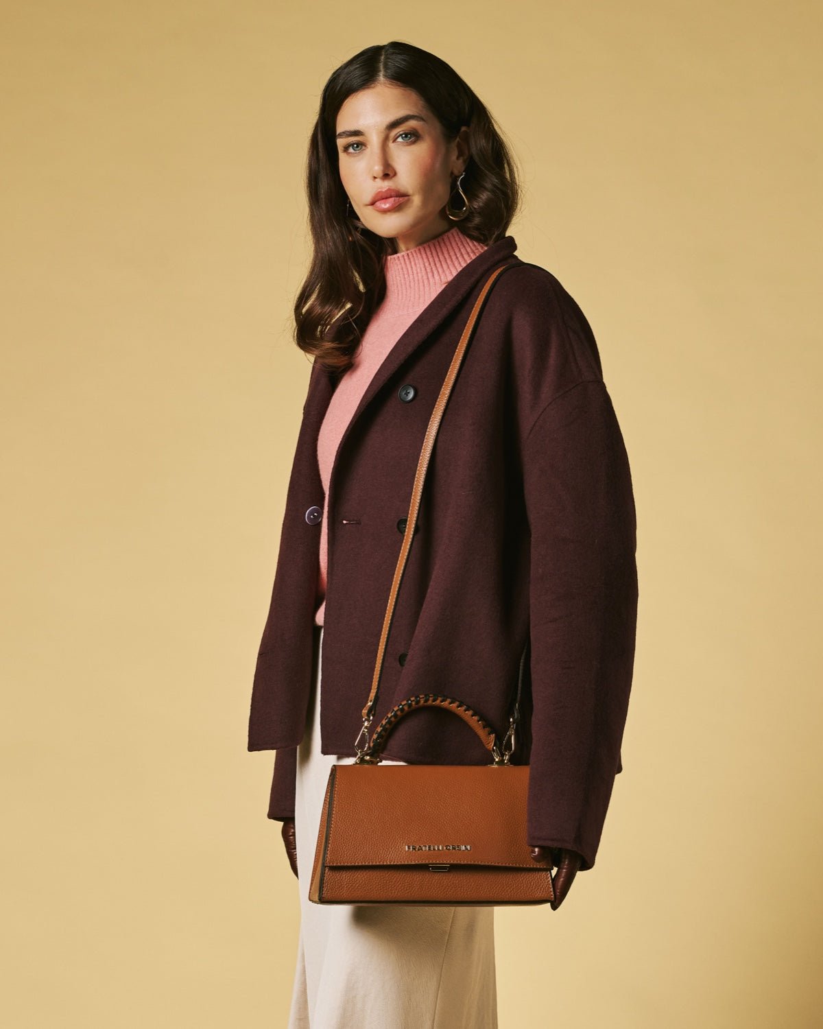 Federica (cognac) - Italian calf leather women's crossbody bag (with shoulder strap) - Che Cose Belle