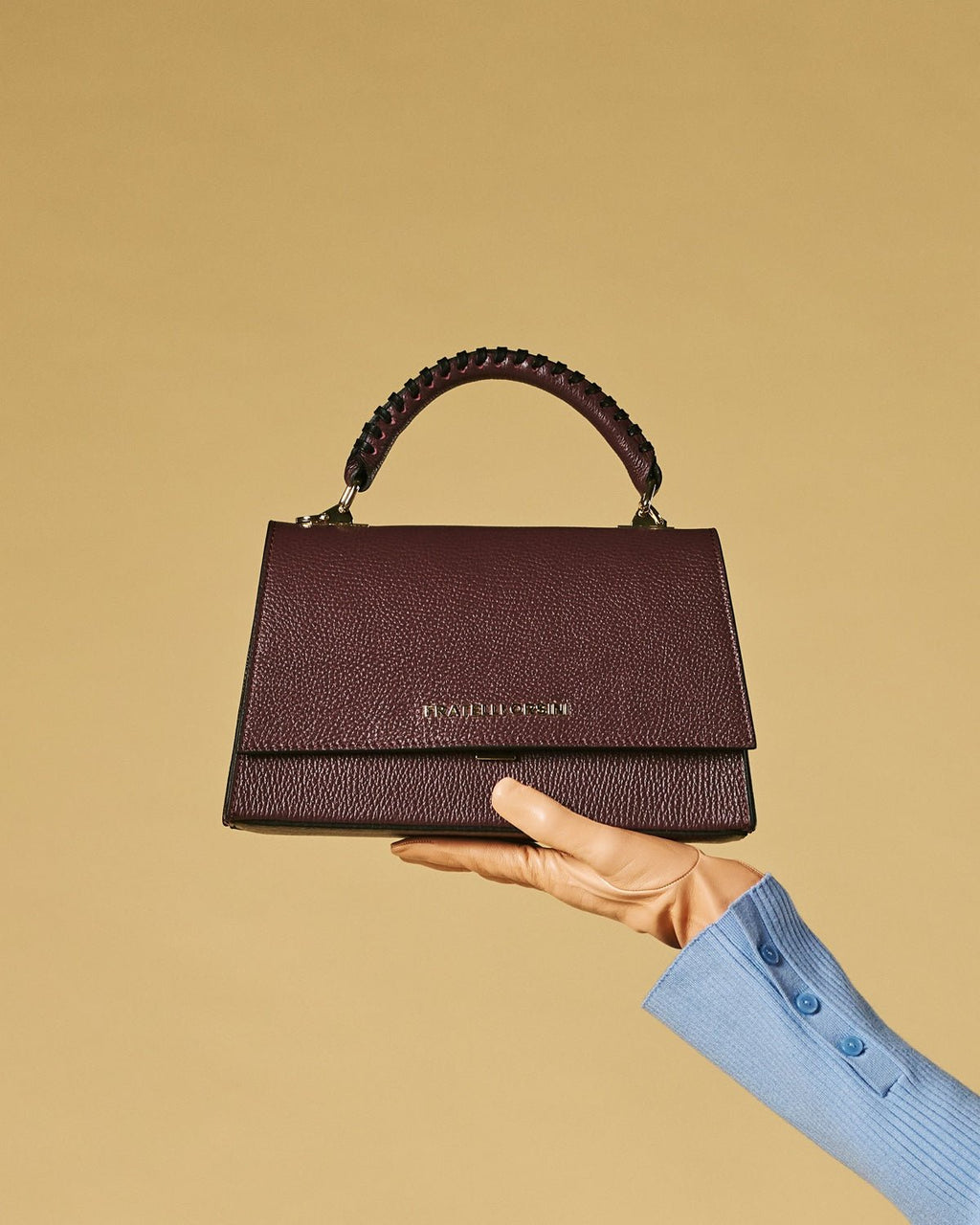 Federica (eggplant) - Italian calf leather women's crossbody bag (with shoulder strap) - Che Cose Belle