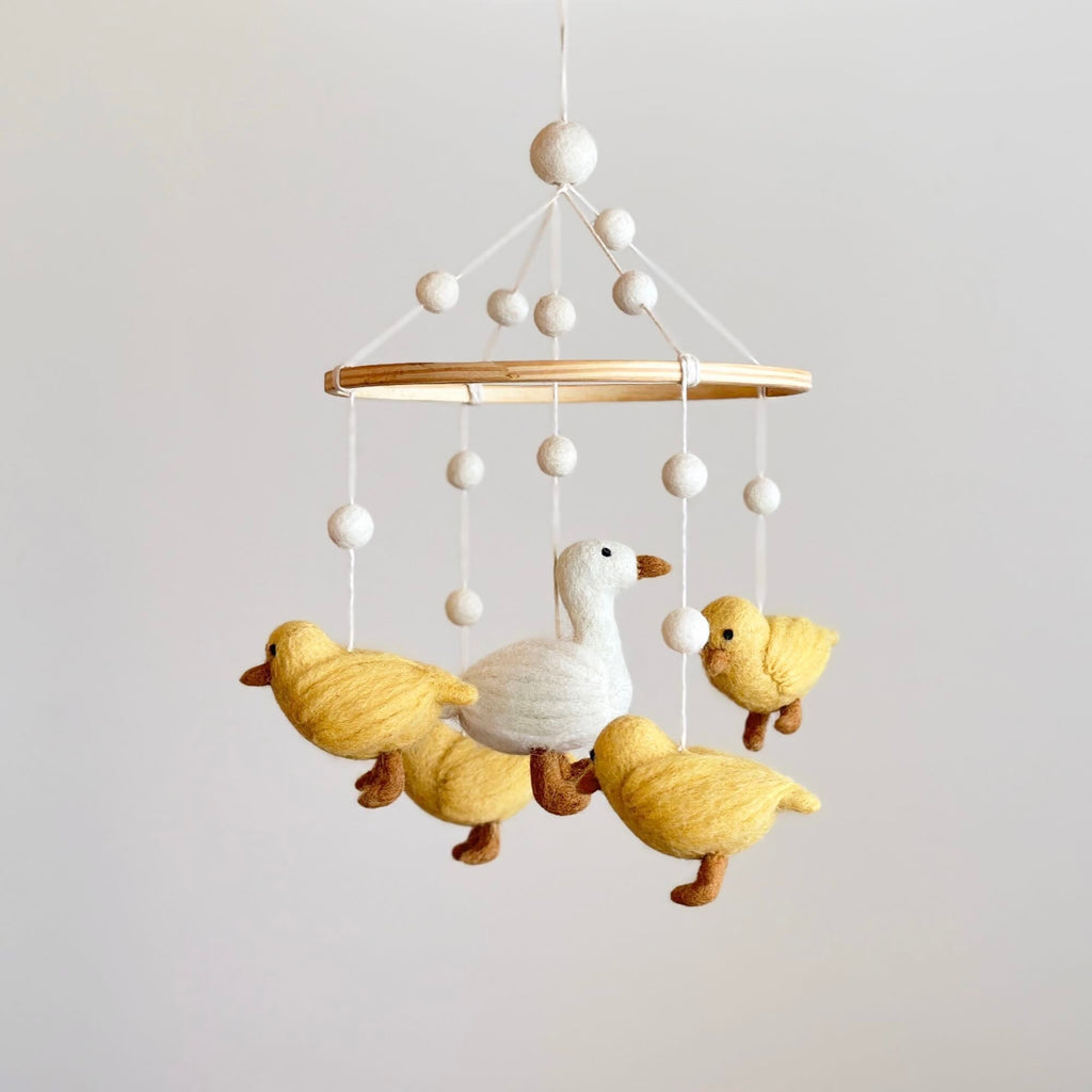 Felt Baby Mobile - Call Duck - Che Cose Belle