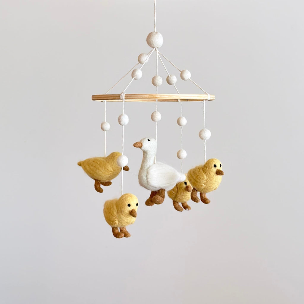 Felt Baby Mobile - Call Duck - Che Cose Belle