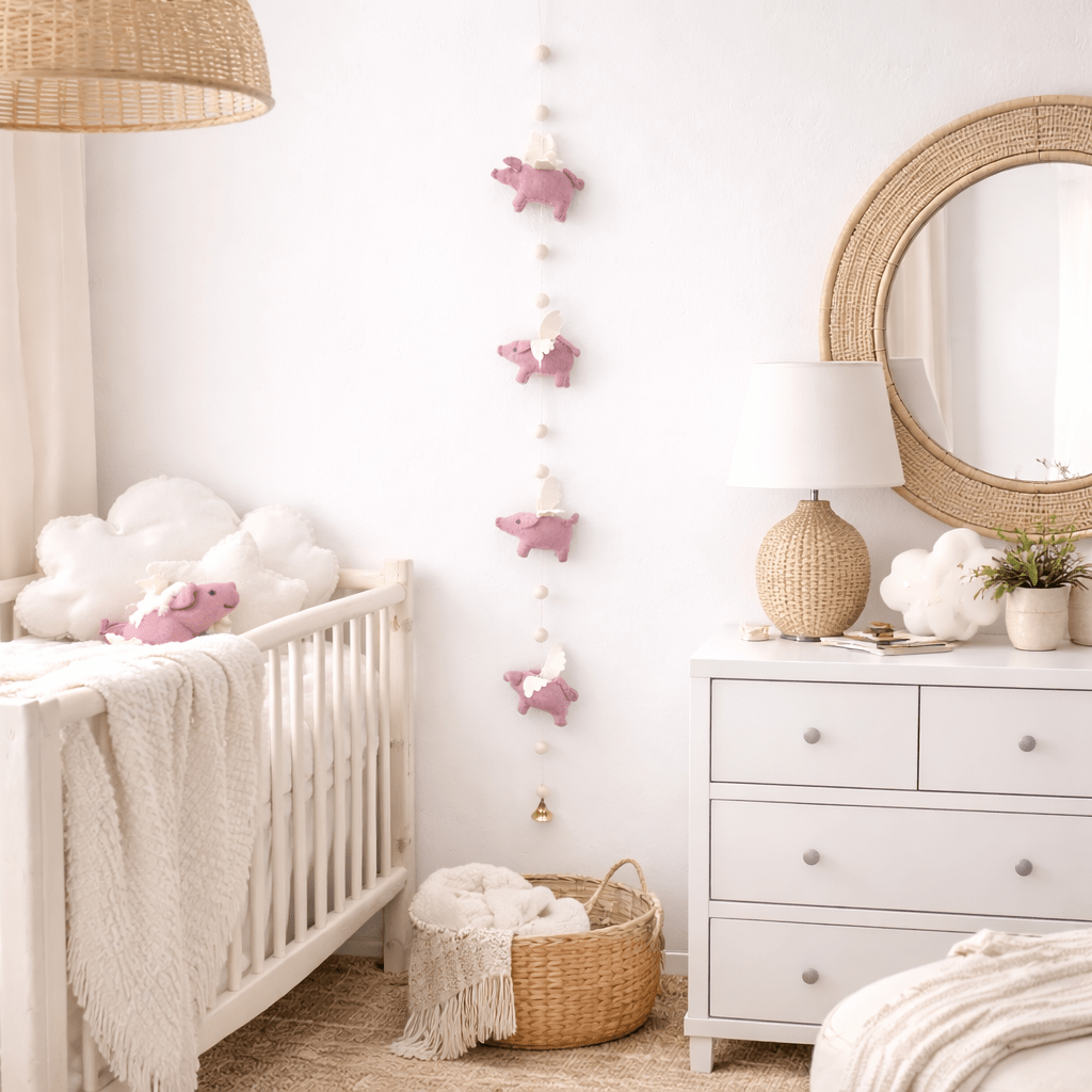 Felt Flying Pig Garland - Che Cose Belle