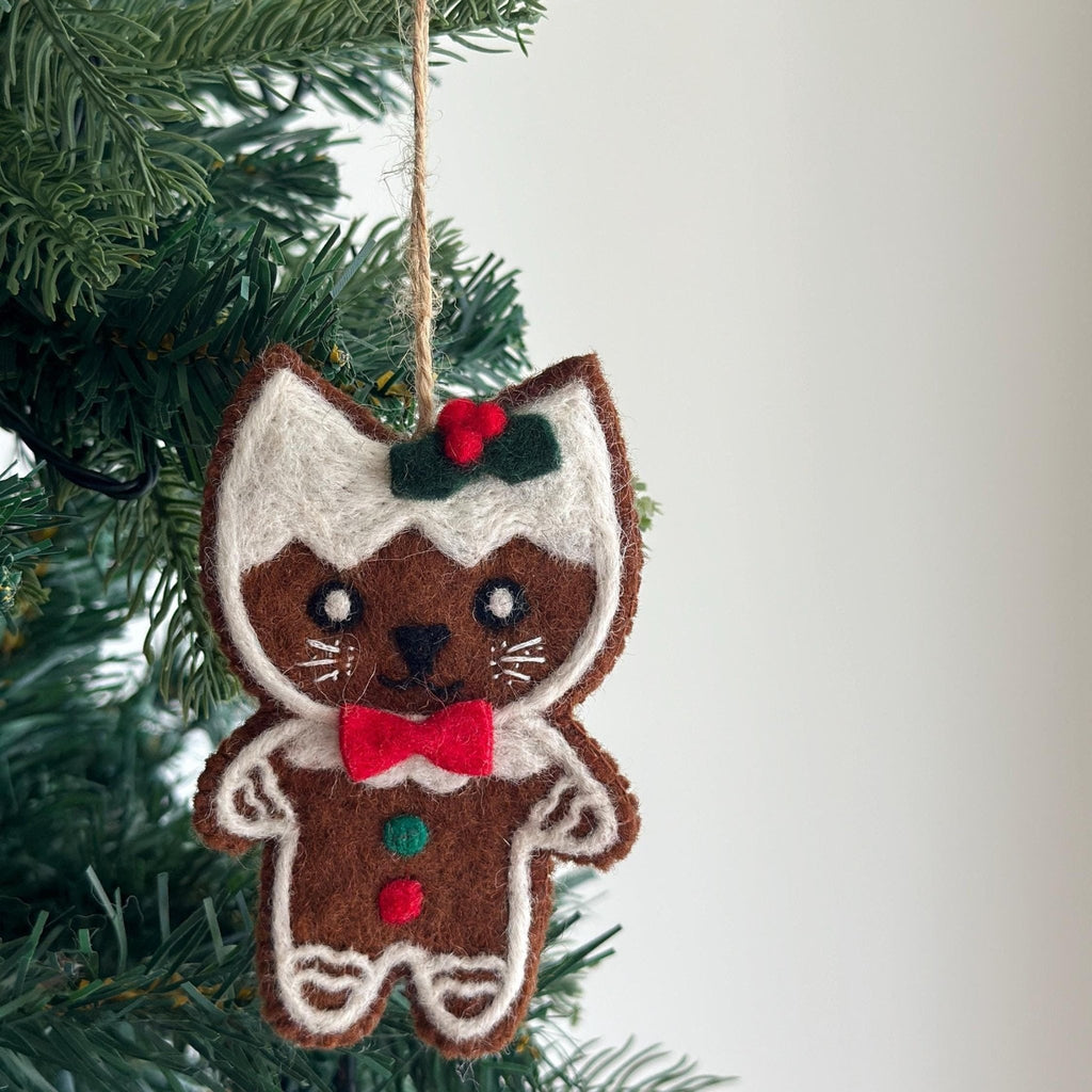 Felt Gingerbread Cat Ornament - Che Cose Belle