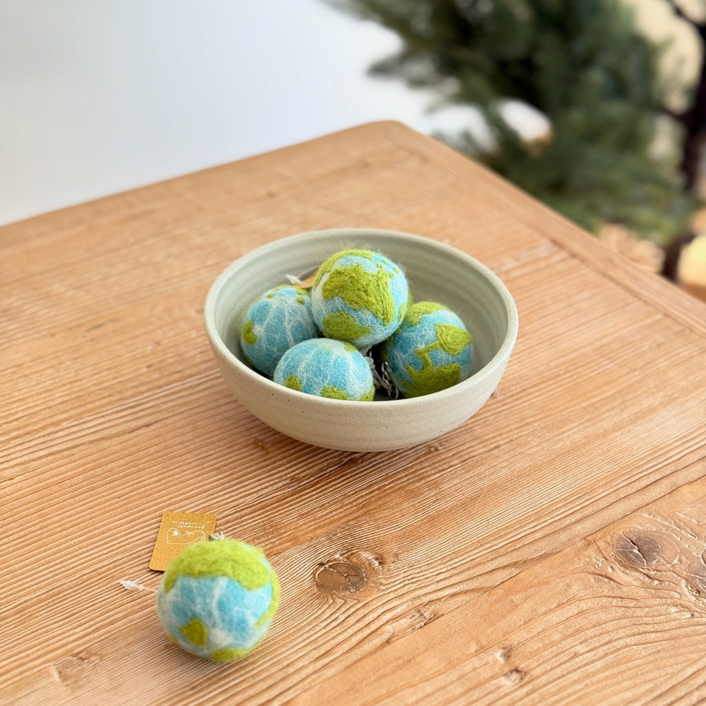 Felt Planet Keychain - For Earth Day! - Che Cose Belle