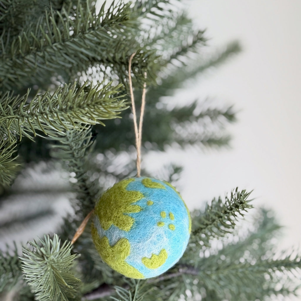 Felt Planet Ornament - For Earth Day! - Che Cose Belle