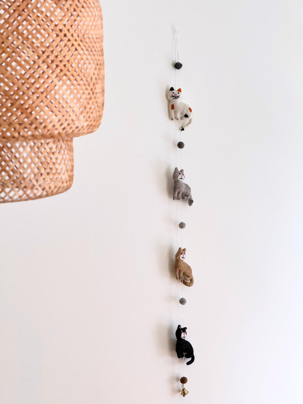 Felt Stitched Cat Garland - Che Cose Belle