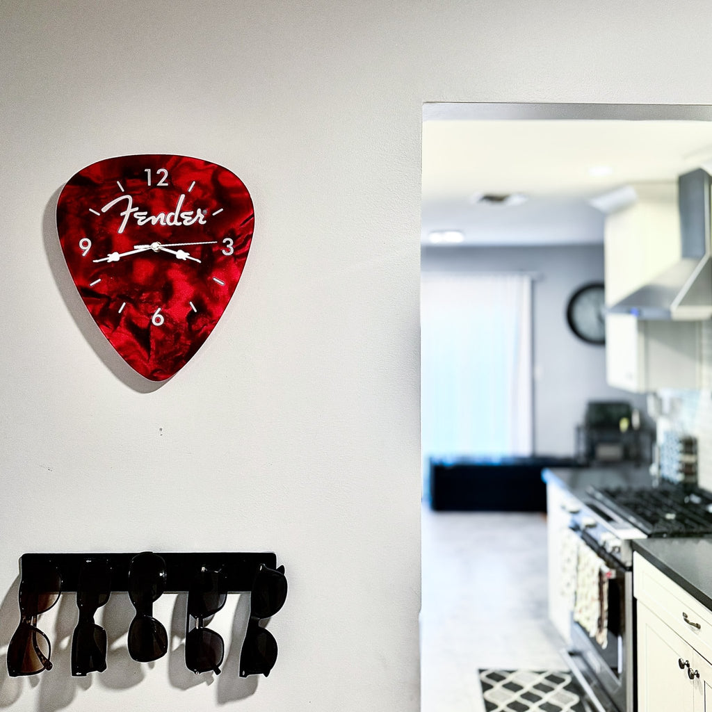 Fender Guitar Pick Wall Clock x Red - Che Cose Belle