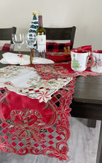 Fennco Styles Christmas Embroidered Holly Cloth Napkins 20" W x 20" L, Set of 4 - Che Cose Belle