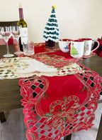 Fennco Styles Christmas Embroidered Holly Cloth Napkins 20" W x 20" L, Set of 4 - Che Cose Belle