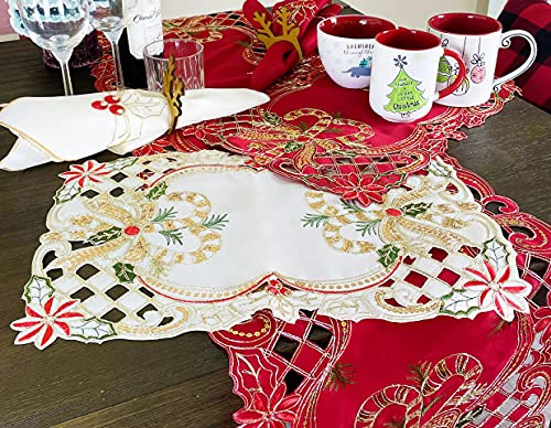 Fennco Styles Christmas Embroidered Holly Cloth Napkins 20" W x 20" L, Set of 4 - Che Cose Belle