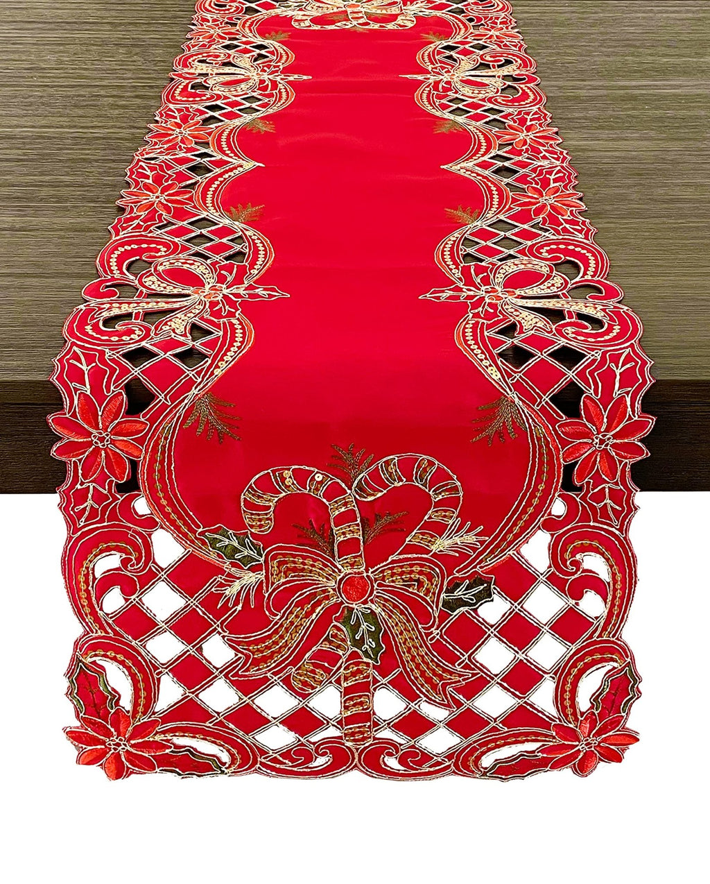 Fennco Styles Christmas Embroidered Holly Cloth Napkins 20" W x 20" L, Set of 4 - Che Cose Belle