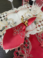 Fennco Styles Christmas Embroidered Holly Cloth Napkins 20" W x 20" L, Set of 4 - Che Cose Belle