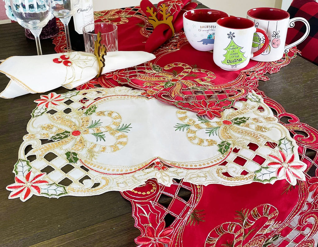 Fennco Styles Christmas Embroidered Holly Cloth Napkins 20" W x 20" L, Set of 4 - Che Cose Belle