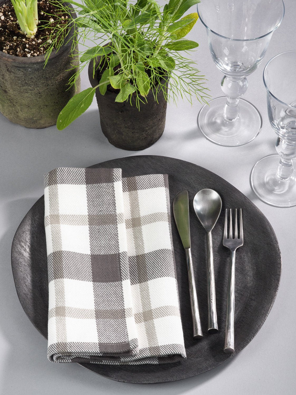 Fennco Styles Classic Plaid Design Tabletop Collection - Che Cose Belle