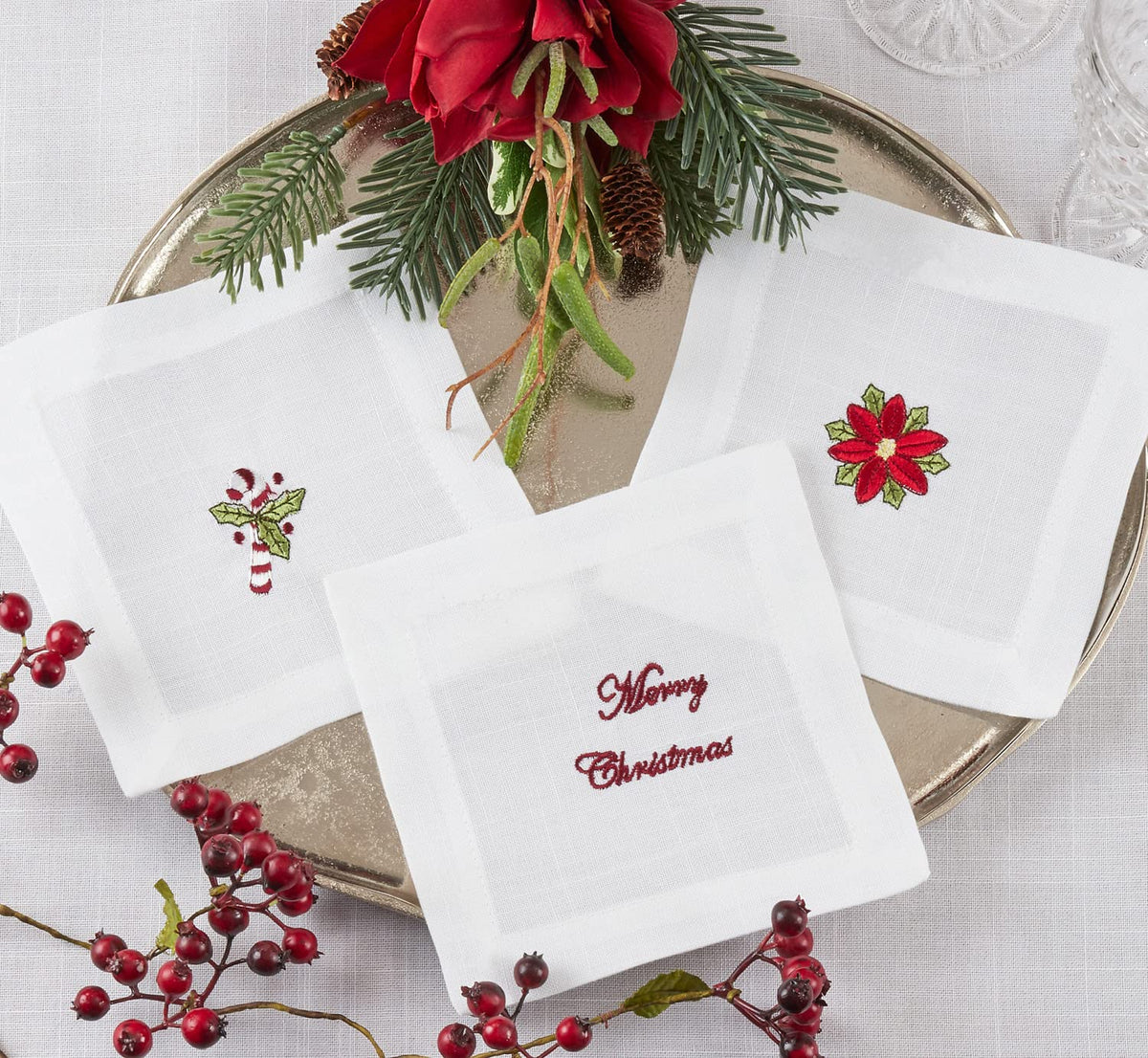 Fennco Styles Embroidered Christmas Cocktail Napkins 6" W x 6" L, Set of 4 - White Cloth Coasters for Dining Table, Family Gatherings, Holidays, Banquets & Home Décor - Che Cose Belle