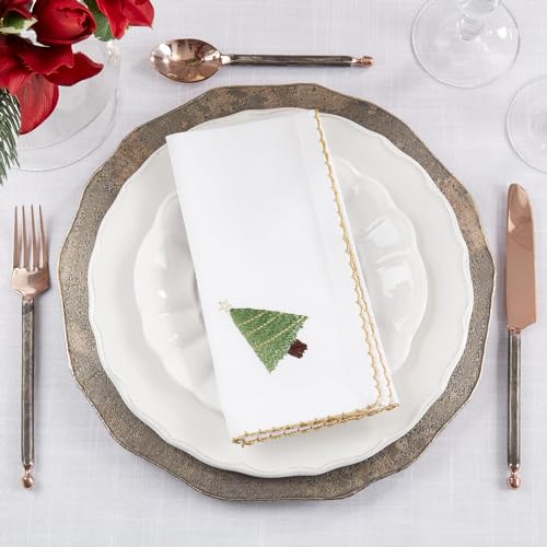 Fennco Styles Embroidered Holiday Wreath Whip Stitch Cloth Napkins 18" W x 18" L, Set of 4 - White Cotton Dinner Napkins for Winter Festivals, Christmas, Banquets, and Special Events - Che Cose Belle