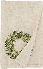 Fennco Styles Embroidered Wreath Christmas Cloth Napkins 20" W x 20" L, Set of 4 - Natural Linen Blend Dinner Napkin for Winter Holidays, Family Gatherings, Banquets, Special Events - Che Cose Belle