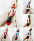 Fennco Styles Handmade Wooden Nutcracker Decorative Napkin Rings, Set of 4 - Festive Soldier Napkin Holders for Dining Table, Christmas, Holidays Décor and Special Occasions - Che Cose Belle