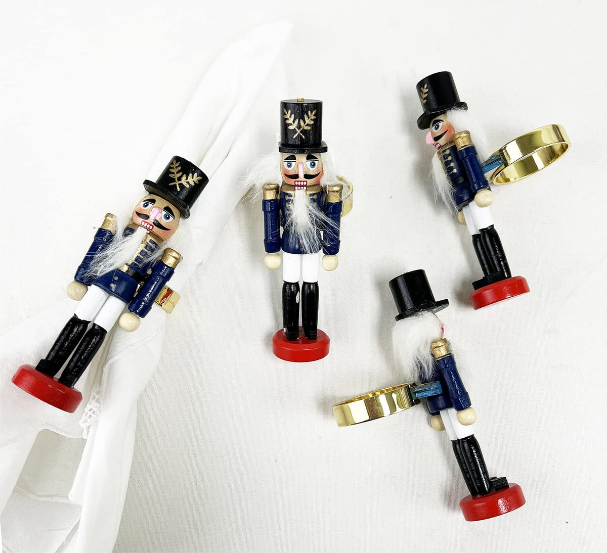 Fennco Styles Handmade Wooden Nutcracker Decorative Napkin Rings, Set of 4 - Festive Soldier Napkin Holders for Dining Table, Christmas, Holidays Décor and Special Occasions - Che Cose Belle