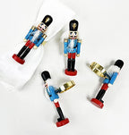 Fennco Styles Handmade Wooden Nutcracker Decorative Napkin Rings, Set of 4 - Festive Soldier Napkin Holders for Dining Table, Christmas, Holidays Décor and Special Occasions - Che Cose Belle