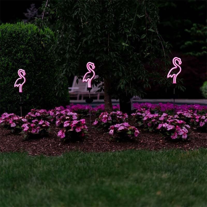 Flamingo Neon Lawn Light - Che Cose Belle
