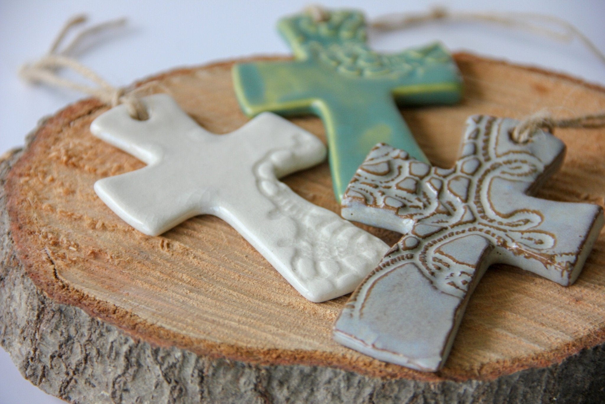 Flared Cross Ornament - Che Cose Belle