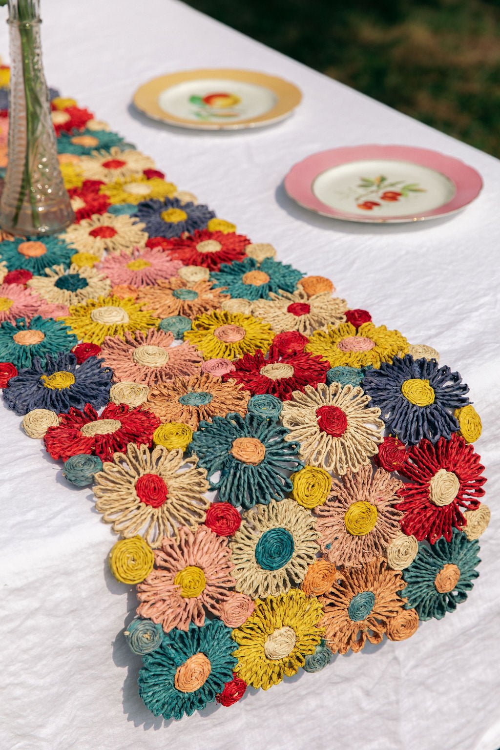 Fleur Raffia Flower Table Runner, Multicolor Flowers Woven Tabletop - Che Cose Belle