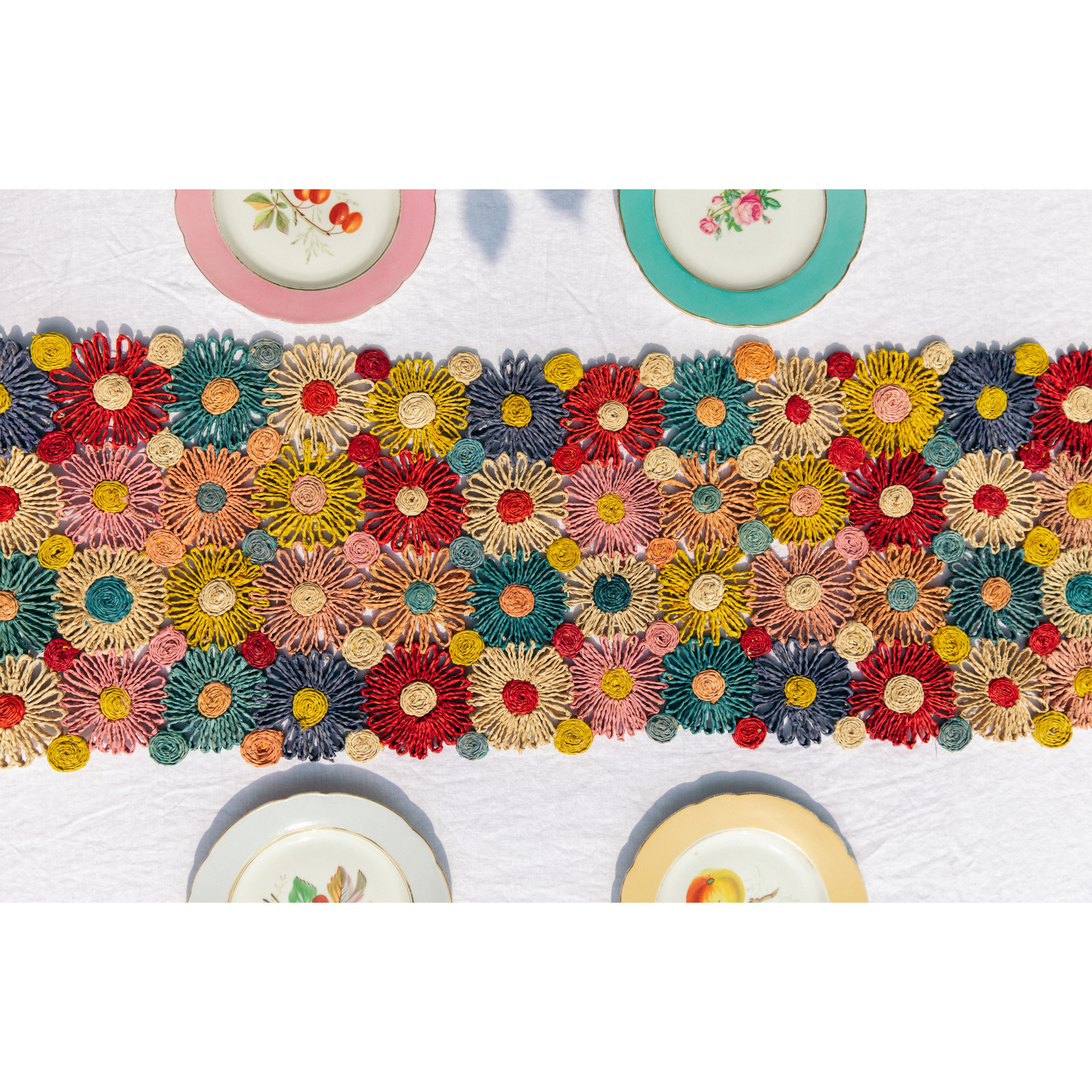 Fleur Raffia Flower Table Runner, Multicolor Flowers Woven Tabletop - Che Cose Belle