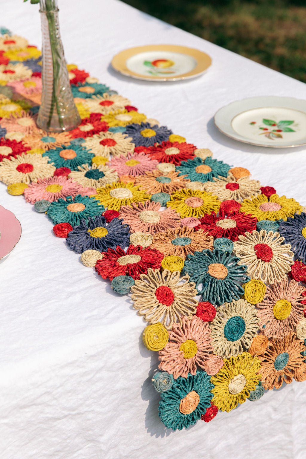 Fleur Raffia Flower Table Runner, Multicolor Flowers Woven Tabletop - Che Cose Belle