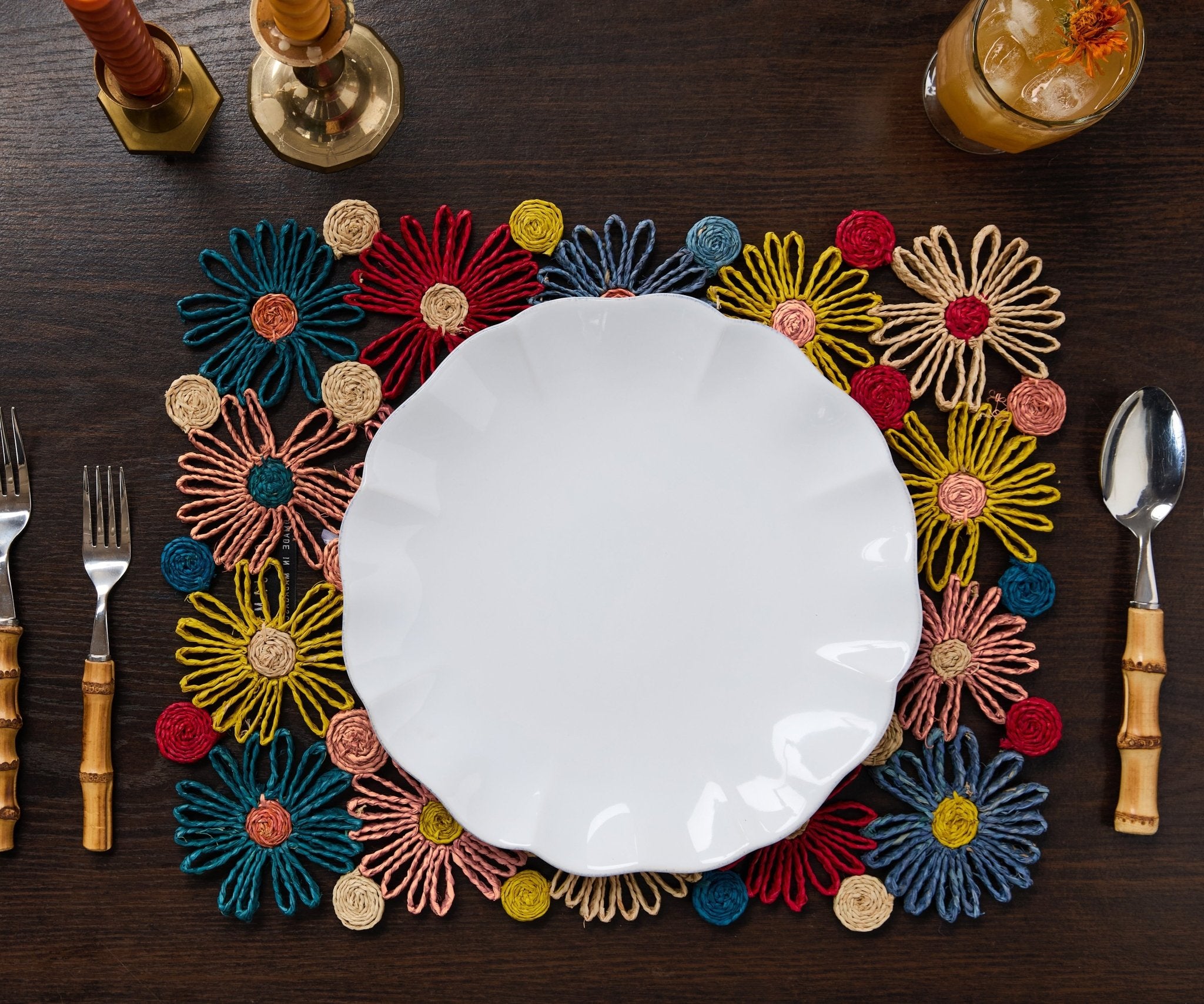 Fleur Raffia placemat, Multicolor Flowers woven tabletop - Che Cose Belle